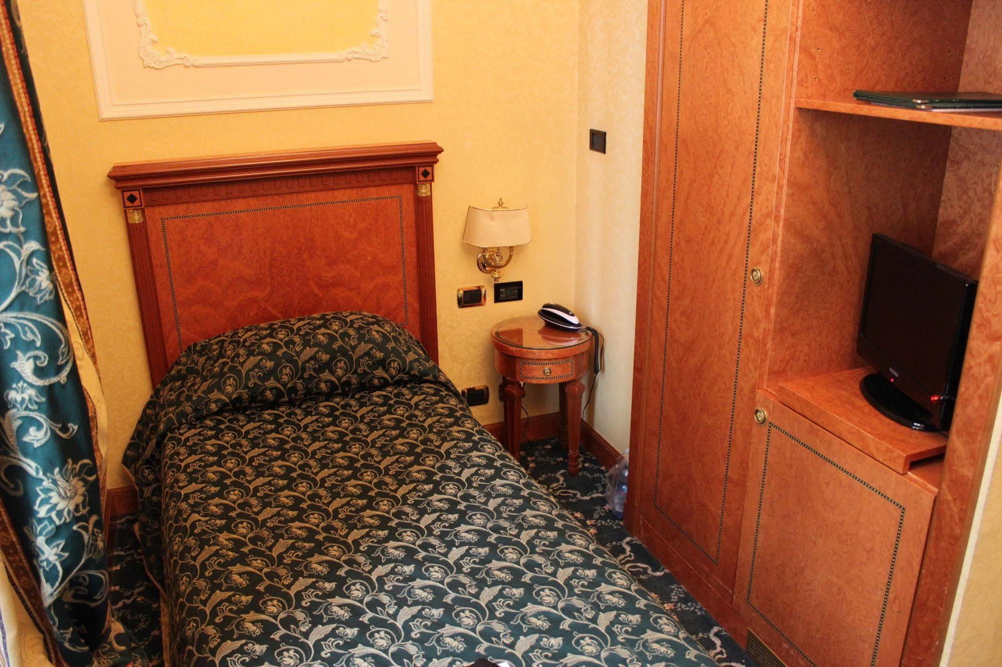 רומא Hotel Dei Consoli Vaticano מראה חיצוני תמונה